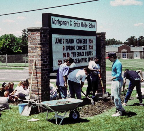 Garden-In-A-Day:  Hudson Middle School, Hudson, NY 